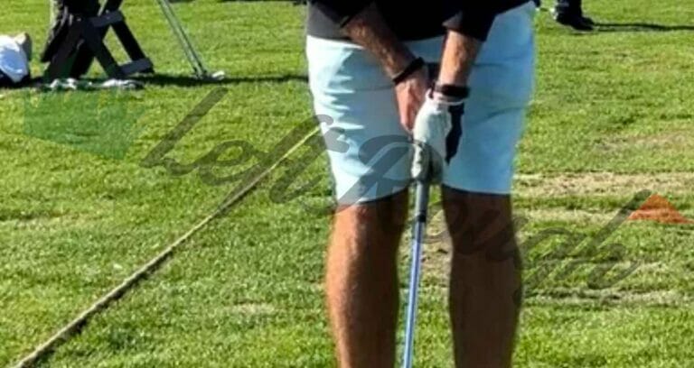 Cross Hand Chipping: Ridiculous or Pure Genius? - The Left Rough